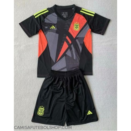 Camisa de time de futebol Argentina Goleiro Replicas 1º Equipamento Infantil Copa America 2024 Manga Curta (+ Calças curtas)